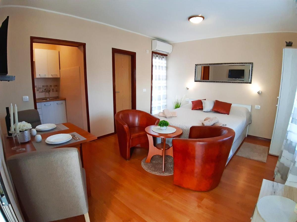 פורץ Apartments Rupec מראה חיצוני תמונה