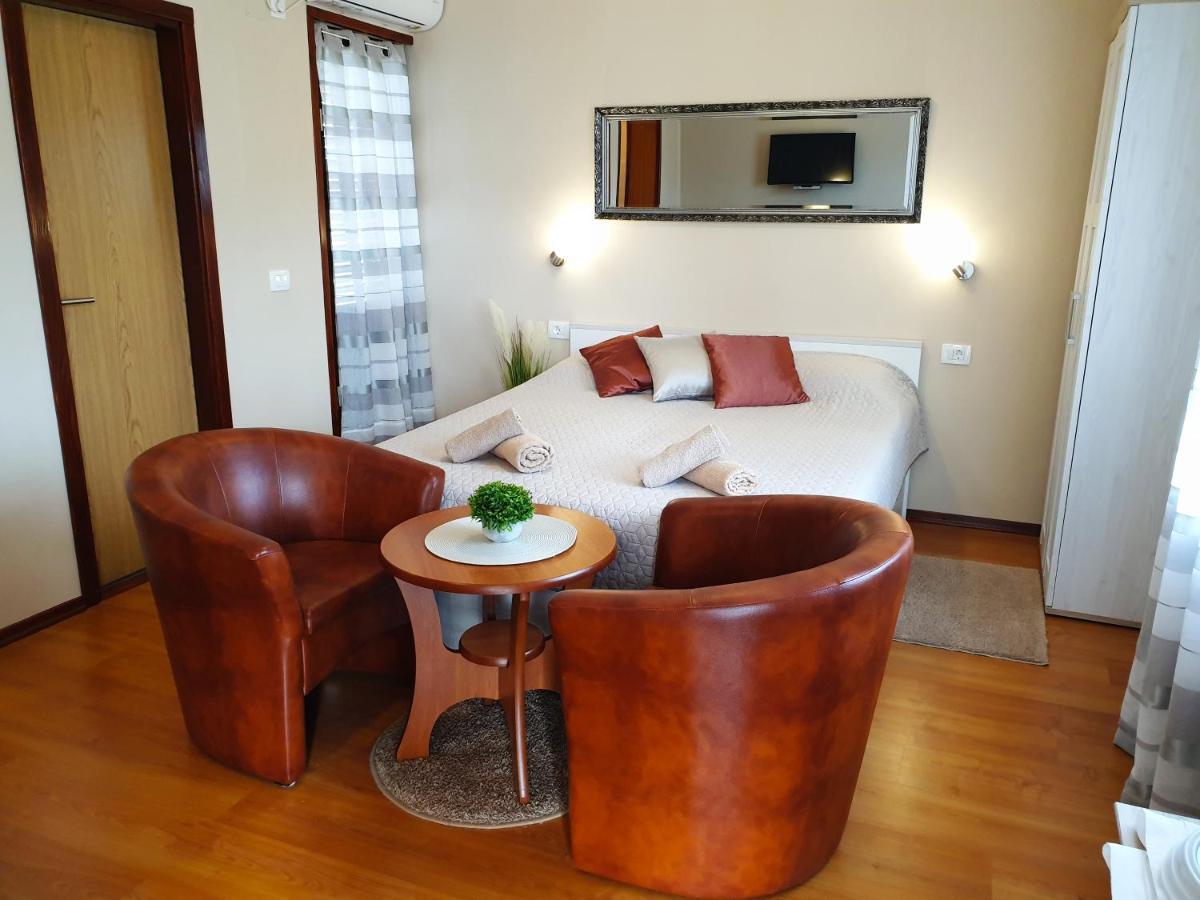 פורץ Apartments Rupec מראה חיצוני תמונה
