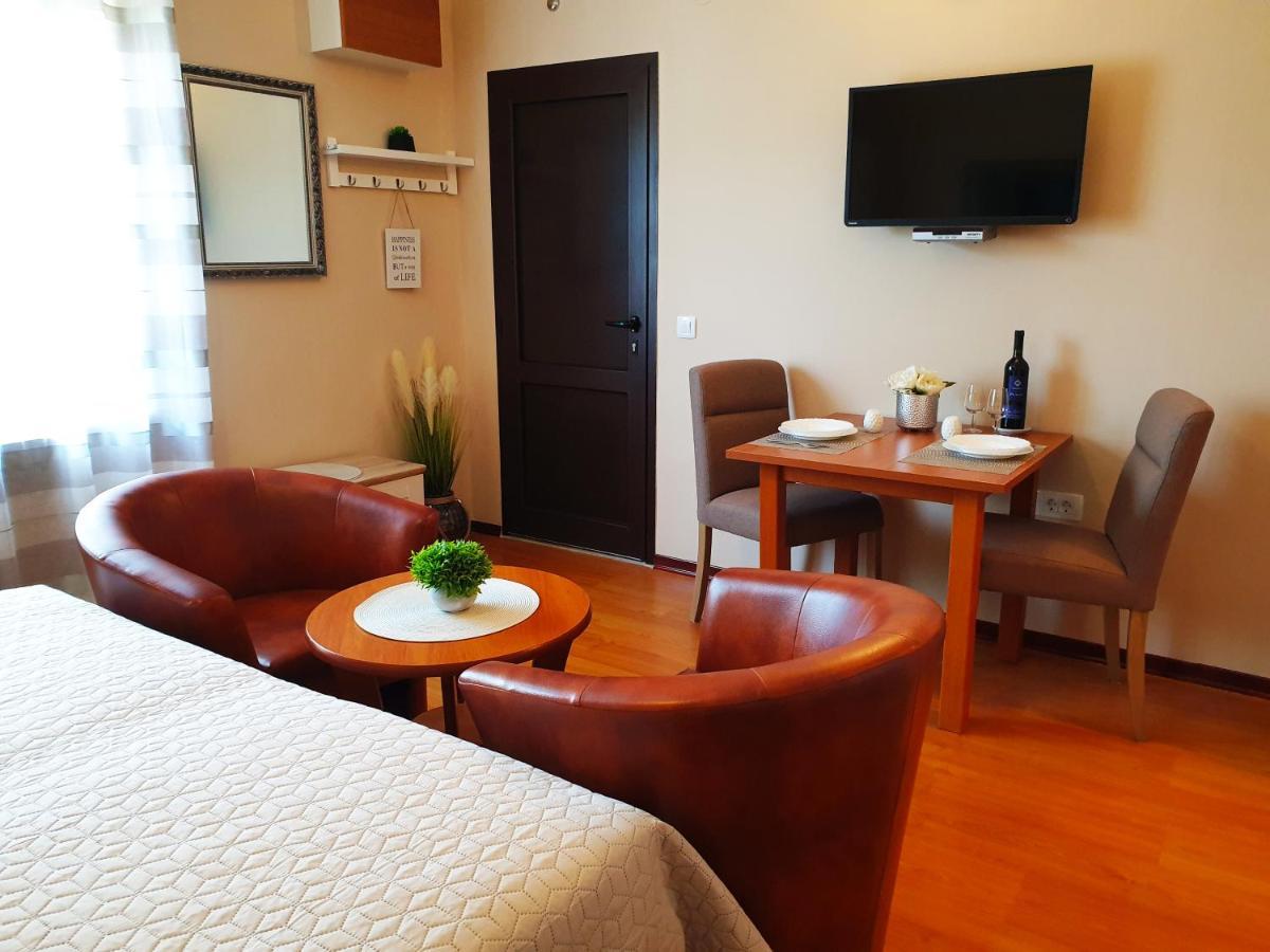 פורץ Apartments Rupec מראה חיצוני תמונה